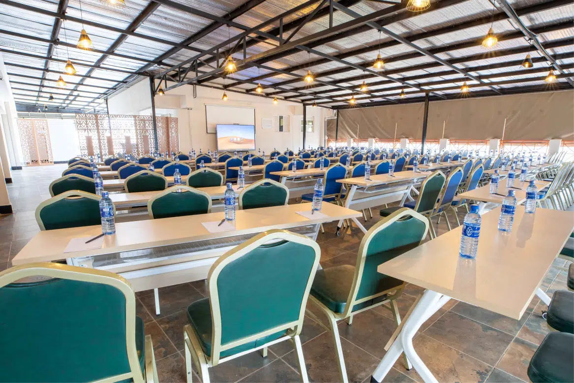 Ubuntu Restaurant dining setup